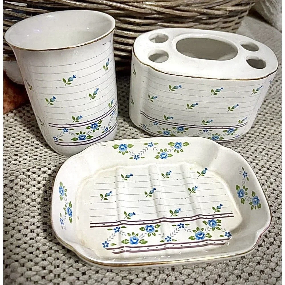 Unbranded charming vintage